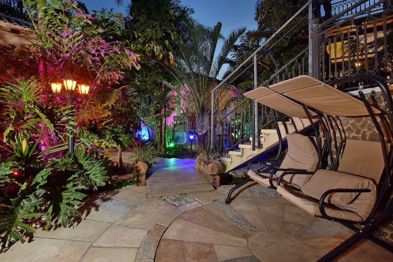 Eden'S Boutique Villa Had Nes Exterior photo